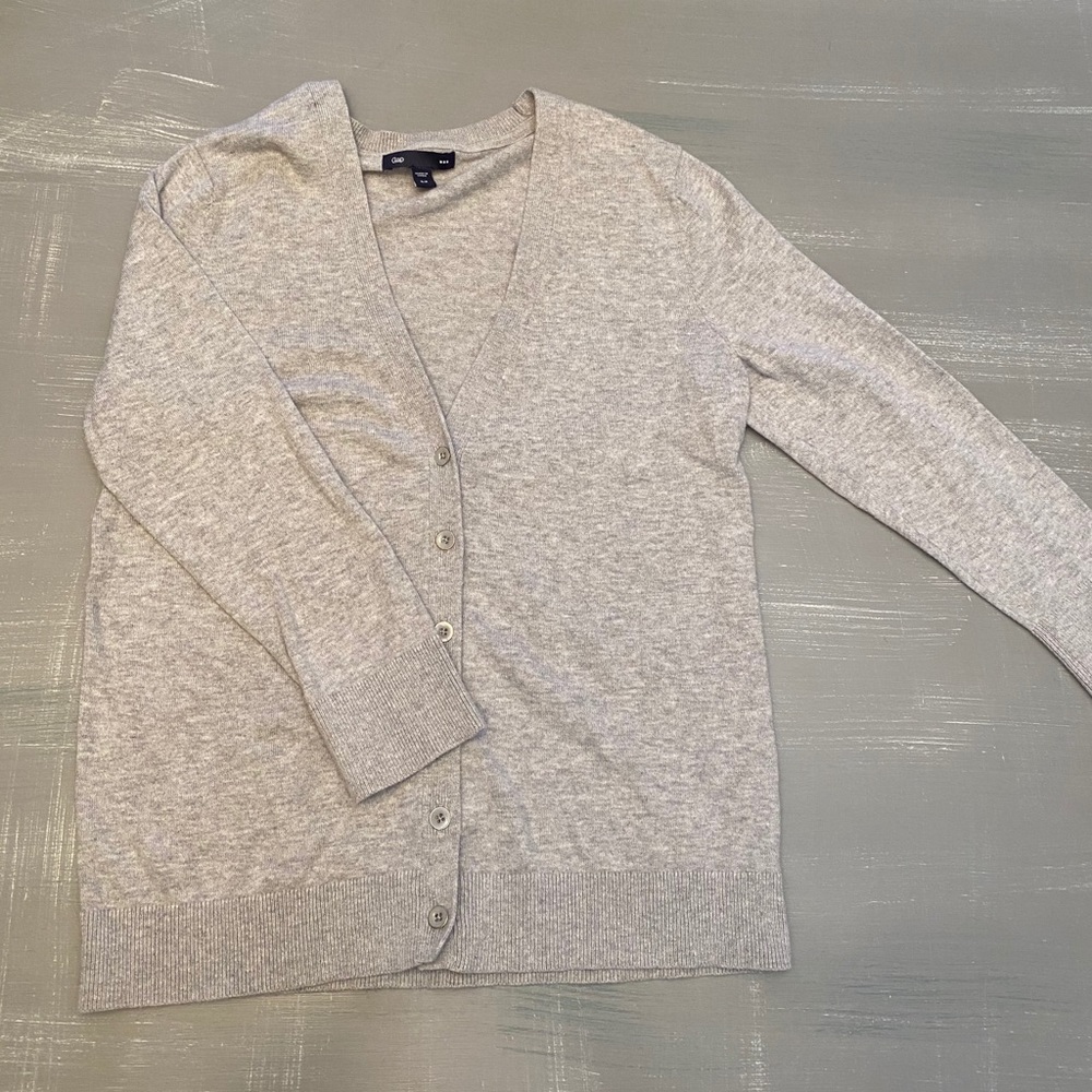 Gap women’s cardigan